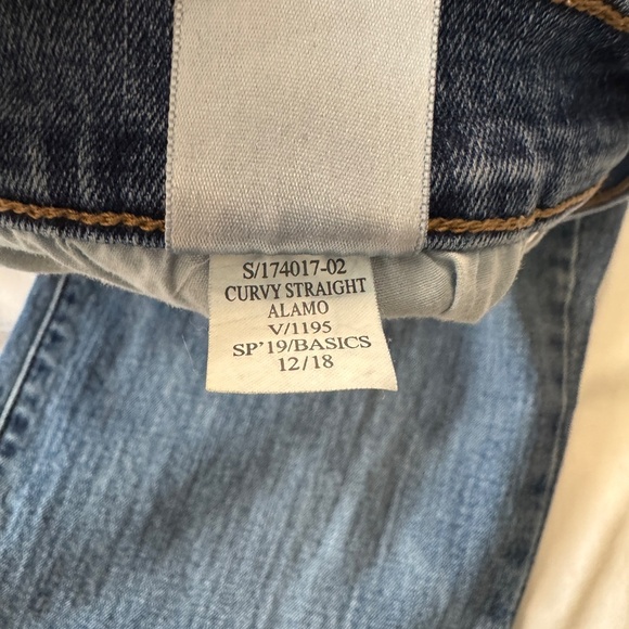 Old Navy Denim Women's 18 Short Curvy Straight Blue Jeans Summer Festival Casual - Picture 8 of 12